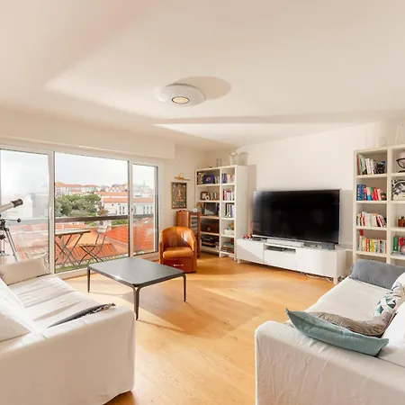 Coastal Escape Keyweek In With Balcony And Parking Appartement Biarritz