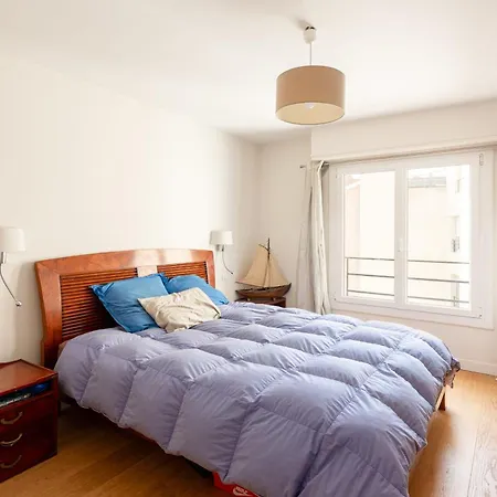Coastal Escape Keyweek In With Balcony And Parking Apartmán